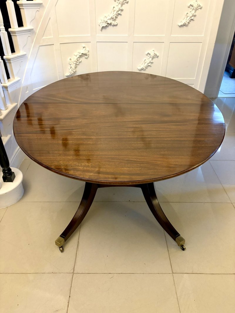 Quality Antique Mahogany Extending 10 Seater Dining Table